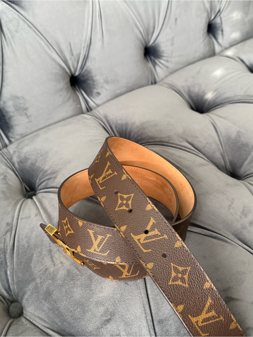 Louis Vuitton Women's Brown Monogram Belt with Gold LV Buckle size 95 - Picture 3 of 8
